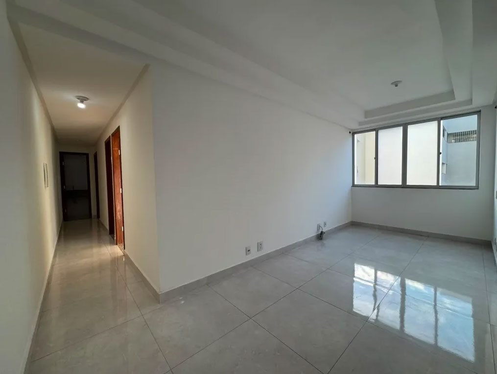 Apartamento 3 quartos com suíte e 2 vagas cobertas no Caravelas — foto 2