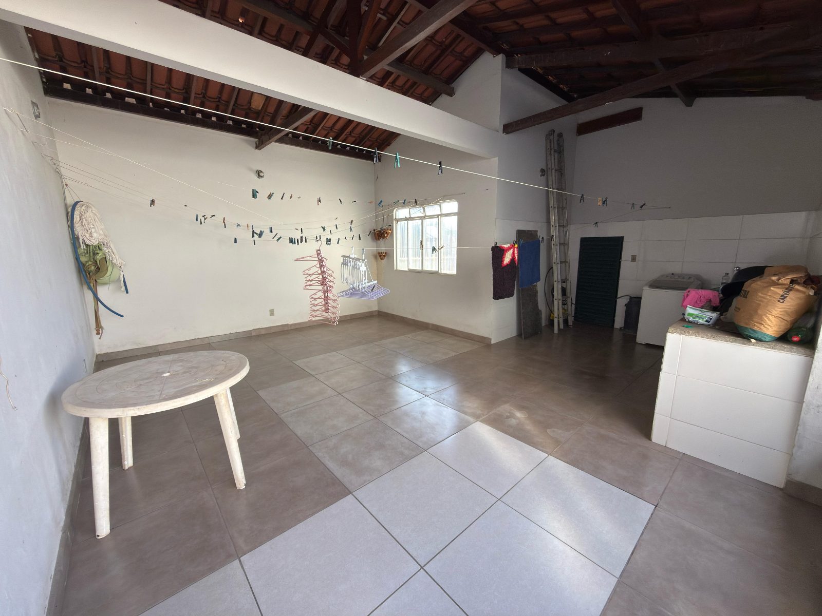 Casa reformada com 3 quartos (1 suíte) e terreno de 360 m² no Iguaçu — foto 9